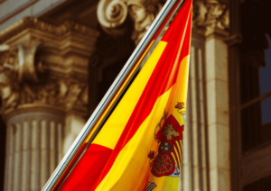 Renovación de la residencia por cuenta propia en España